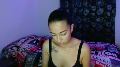 Snapshot of shantal_d03 chatting on February 24, 2025, 3:33 am shantal_d03 online show from February 24, 2025, 3:33 am