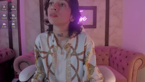 Snapshot of shantal_thompson21 chatting on November 24, 2025, 4:12 am Shantal online show from November 24, 2025, 4:12 am