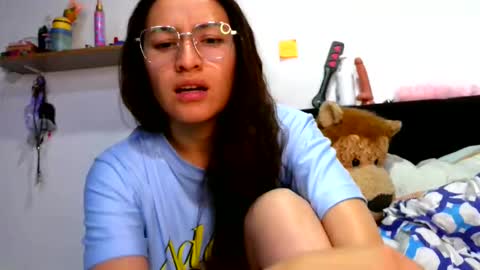 shantaldumont online show from November 27, 2025, 5:09 am