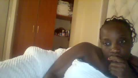 Snapshot of shantybaibe chatting on November 5, 2025, 10:10 pm shantybaibe online show from November 5, 2025, 10:10 pm