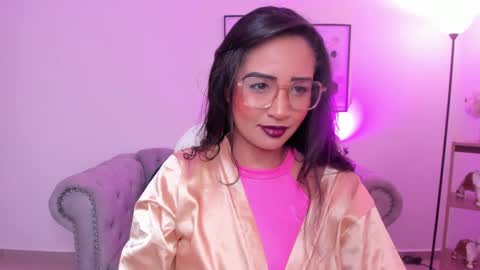 Snapshot of sharon_breezee chatting on October 20, 2025, 4:02 am sharon_breezee online show from October 20, 2025, 4:02 am
