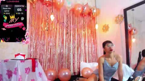 Snapshot of sharon_leather chatting on September 19, 2025, 12:17 pm sharon_leather online show from September 19, 2025, 12:17 pm