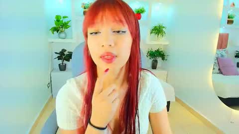 Snapshot of sharon_rosse__ chatting on November 21, 2025, 12:04 pm sharon_rosse__ online show from November 21, 2025, 12:04 pm