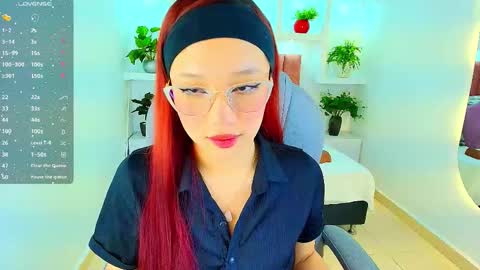 Snapshot of sharon_rosse__ chatting on December 2, 2025, 12:43 pm sharon_rosse__ online show from December 2, 2025, 12:43 pm
