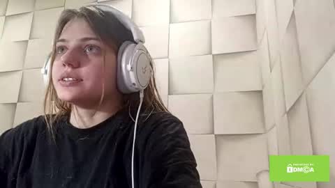 Amanda online show from December 17, 2025, 12:55 pm