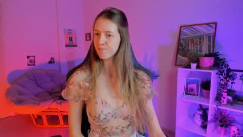 Snapshot of sharonevansi chatting on February 14, 2025, 11:53 am Sharon online show from February 14, 2025, 11:53 am