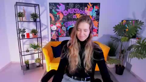 Snapshot of sharonevansi chatting on February 16, 2025, 12:43 pm Sharon online show from February 16, 2025, 12:43 pm