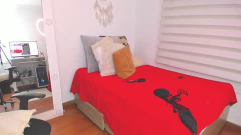 Snapshot of sharonvelvet chatting on January 11, 2025, 4:36 pm Sharon online show from January 11, 2025, 4:36 pm