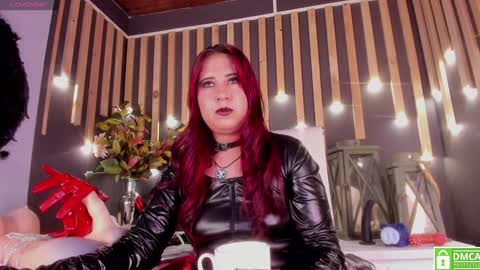 Snapshot of sharoon_gold chatting on January 15, 2025, 3:00 am Your mistress Sharon online show from January 15, 2025, 3:00 am