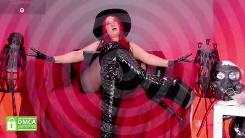 Snapshot of sharoon_gold chatting on November 5, 2025, 6:52 pm Your mistress Sharon online show from November 5, 2025, 6:52 pm