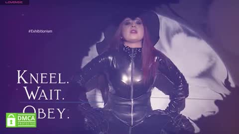 Snapshot of sharoon_gold chatting on November 23, 2025, 10:31 pm Your mistress Sharon online show from November 23, 2025, 10:31 pm