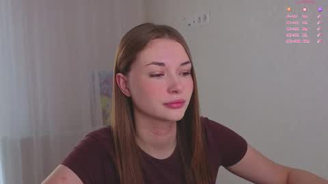 Snapshot of sharrimalagisi chatting on October 17, 2025, 4:15 am Miroslava online show from October 17, 2025, 4:15 am