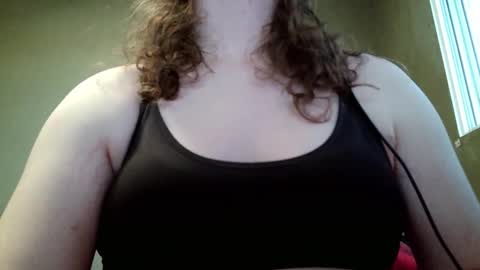 Snapshot of shathara chatting on November 2, 2025, 4:42 pm Shay online show from November 2, 2025, 4:42 pm