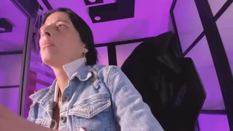 Lady Shauna online show from September 13, 2025, 4:01 am