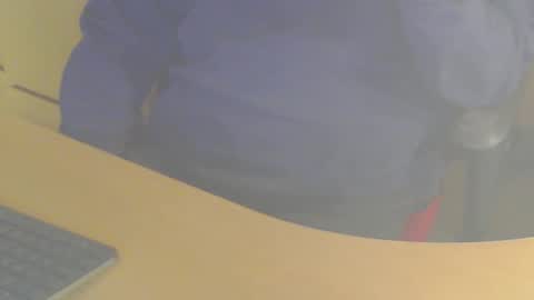 Snapshot of shaved164 chatting on February 16, 2025, 9:16 pm Frans online show from February 16, 2025, 9:16 pm