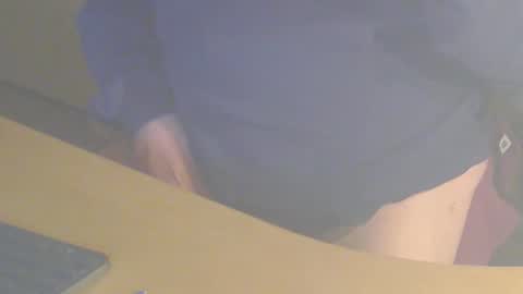 Snapshot of shaved164 chatting on February 17, 2025, 10:47 pm Frans online show from February 17, 2025, 10:47 pm