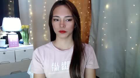 Snapshot of shawntel_cutiee chatting on December 3, 2024, 3:20 am shawniee 3 online show from December 3, 2024, 3:20 am