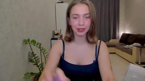 Snapshot of shawty__mariaa chatting on October 15, 2025, 2:06 pm shawty__mariaa online show from October 15, 2025, 2:06 pm