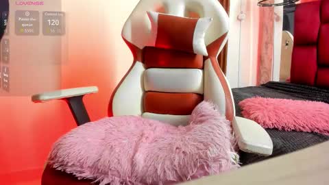 Snapshot of sheilly_brown chatting on October 2, 2025, 6:59 pm sheilly_brown online show from October 2, 2025, 6:59 pm