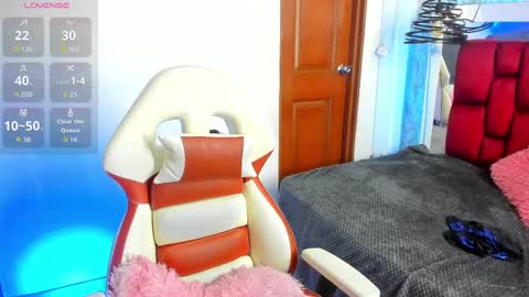 Snapshot of sheilly_brown chatting on October 18, 2025, 7:36 pm sheilly_brown online show from October 18, 2025, 7:36 pm