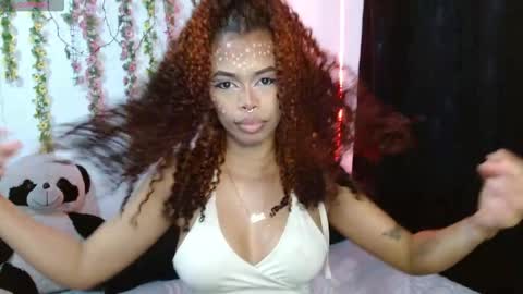 Snapshot of shenna_brunette_ chatting on October 29, 2025, 9:27 pm Shenna online show from October 29, 2025, 9:27 pm