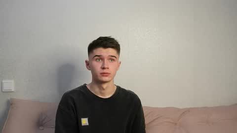 Snapshot of sherlockmax chatting on November 5, 2025, 3:12 pm Max online show from November 5, 2025, 3:12 pm