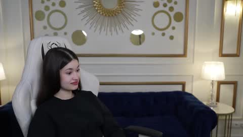 Sheryl online show from March 3, 2025, 11:33 am