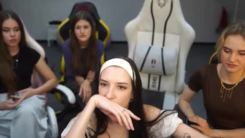 Sheryl online show from September 10, 2025, 2:28 pm