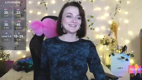 Snapshot of sheslike_firstlove chatting on November 10, 2025, 11:42 am Vanessa online show from November 10, 2025, 11:42 am