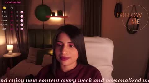 Snapshot of sheyla_hills_ chatting on November 22, 2025, 4:22 am Sheyla online show from November 22, 2025, 4:22 am