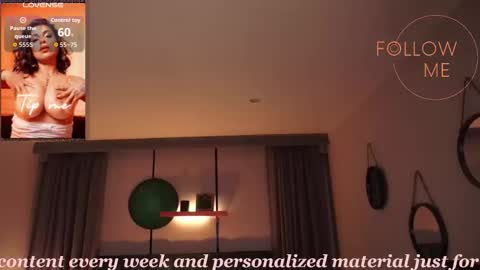 Snapshot of sheyla_hills_ chatting on November 23, 2025, 3:50 am Sheyla online show from November 23, 2025, 3:50 am