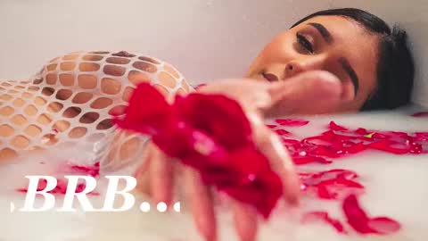 Snapshot of sheylabakerr chatting on February 9, 2025, 1:56 pm Sheyla Bakerr online show from February 9, 2025, 1:56 pm