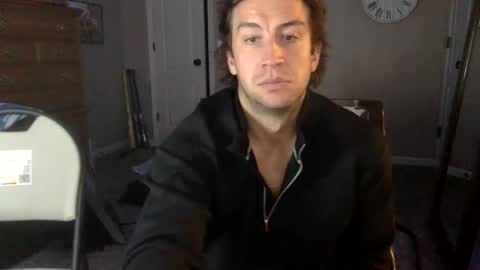 Snapshot of shimmyloe chatting on October 8, 2025, 8:56 am shimmyloe online show from October 8, 2025, 8:56 am