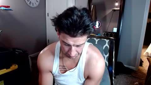 Snapshot of shimmyloe chatting on November 7, 2025, 7:19 am shimmyloe online show from November 7, 2025, 7:19 am