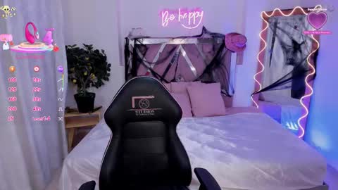 shinedark_tay online show from October 31, 2025, 3:18 am