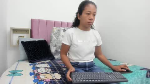 Snapshot of shira_sexylove chatting on February 6, 2025, 10:59 am shira_sexylove online show from February 6, 2025, 10:59 am