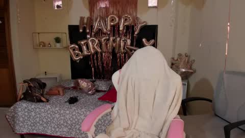  kendal  online show from February 10, 2025, 4:36 pm