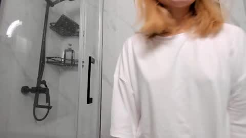 Agatha online show from October 26, 2025, 2:01 pm