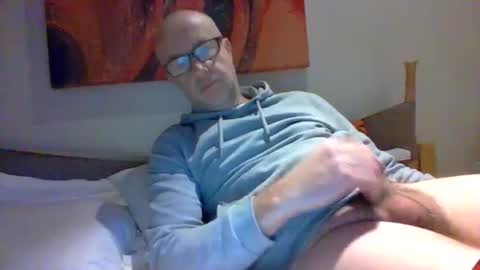 Snapshot of shosting chatting on December 8, 2024, 7:58 am JJ online show from December 8, 2024, 7:58 am