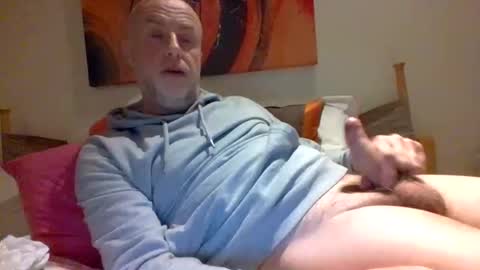 Snapshot of shosting chatting on December 11, 2024, 7:46 pm JJ online show from December 11, 2024, 7:46 pm