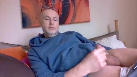 Snapshot of shosting chatting on February 16, 2025, 2:10 pm JJ online show from February 16, 2025, 2:10 pm