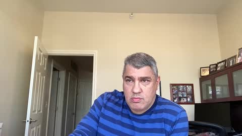 Snapshot of showmet chatting on February 25, 2025, 8:41 pm Chicago Guy online show from February 25, 2025, 8:41 pm