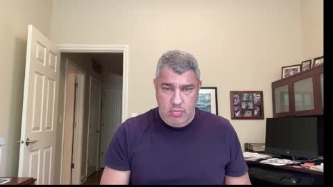 Snapshot of showmet chatting on October 14, 2025, 7:36 pm Chicago Guy online show from October 14, 2025, 7:36 pm