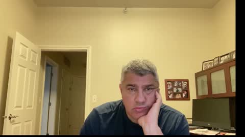 Snapshot of showmet chatting on October 15, 2025, 10:54 pm Chicago Guy online show from October 15, 2025, 10:54 pm