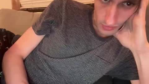 Snapshot of showoffnyc chatting on November 28, 2025, 3:42 am showoffnyc online show from November 28, 2025, 3:42 am