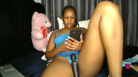 Snapshot of shugacubee chatting on February 2, 2025, 2:27 am EVA online show from February 2, 2025, 2:27 am