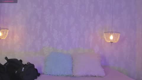 ZUMY ANGELS online show from October 5, 2025, 6:12 am