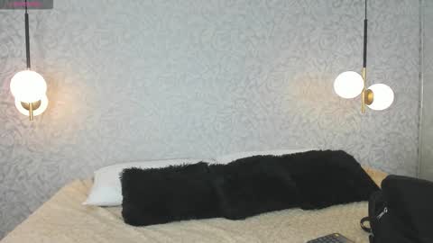 ZUMY ANGELS online show from November 8, 2025, 4:45 am