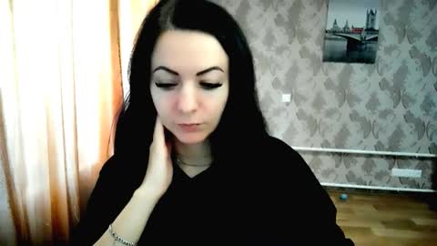 shy_cat_candy online show from October 16, 2025, 9:43 am