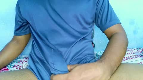 shyeyes online show from January 25, 2025, 4:35 pm